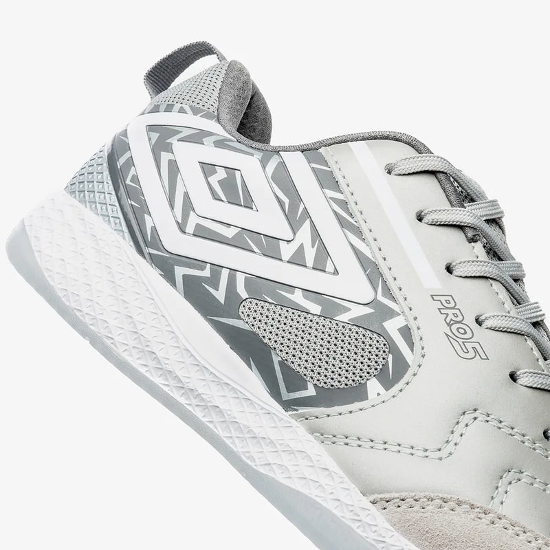 Chuteira Futsal Umbro Pro 5 Bump
